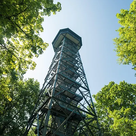 מלון Montana Gummersbach-nord 3*