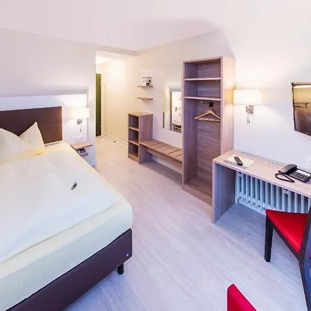 Hotel Montana Gummersbach-nord 3*