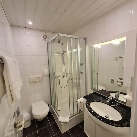 Otel Montana Gummersbach-nord 3*