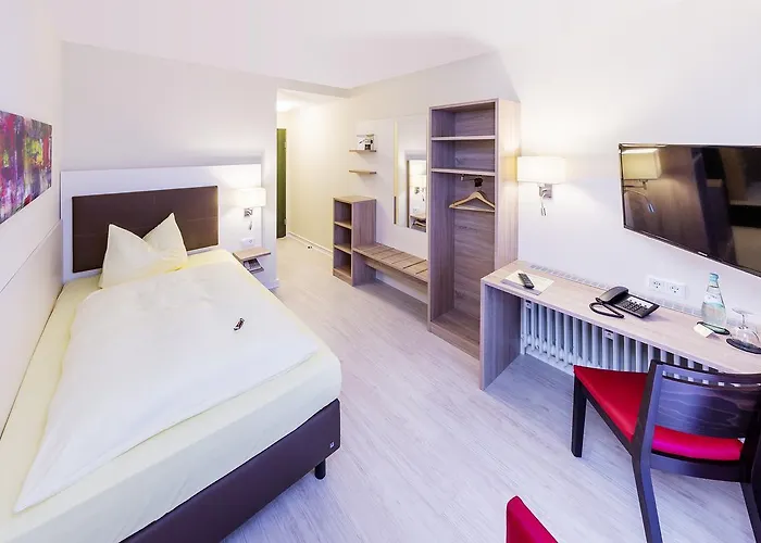 Hotel Montana Gummersbach-nord 3*